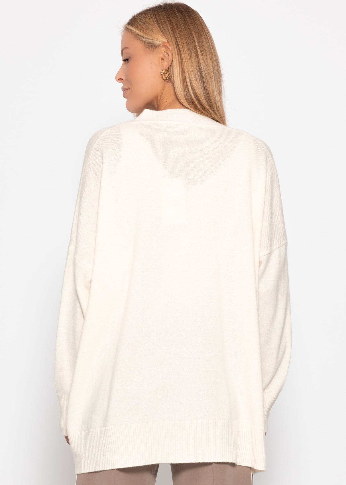 Oversized Cardigan mit V-Ausschnitt und Kaschmiranteil - offwhite