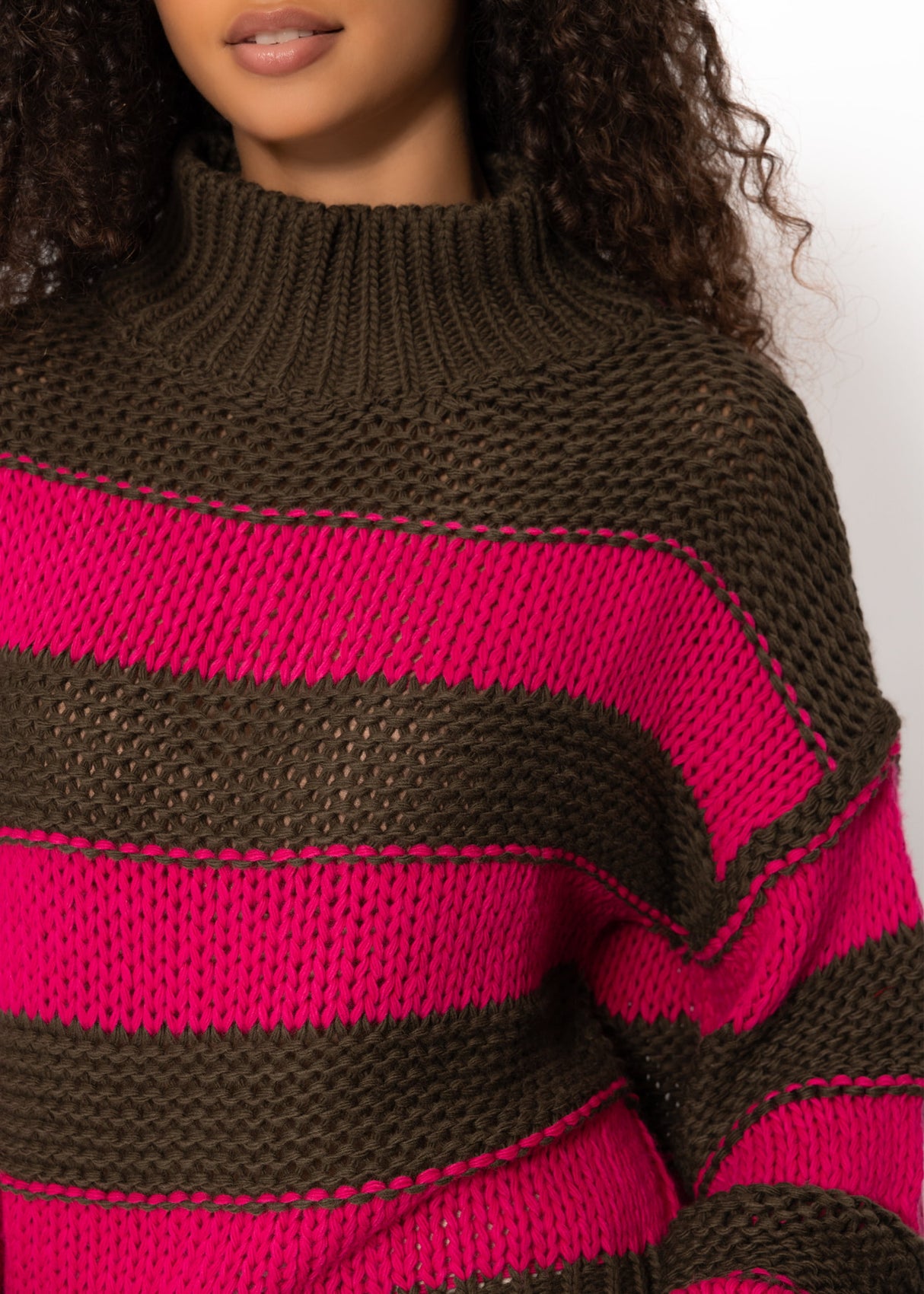 Rollkragenpullover mit Streifen, khaki-pink