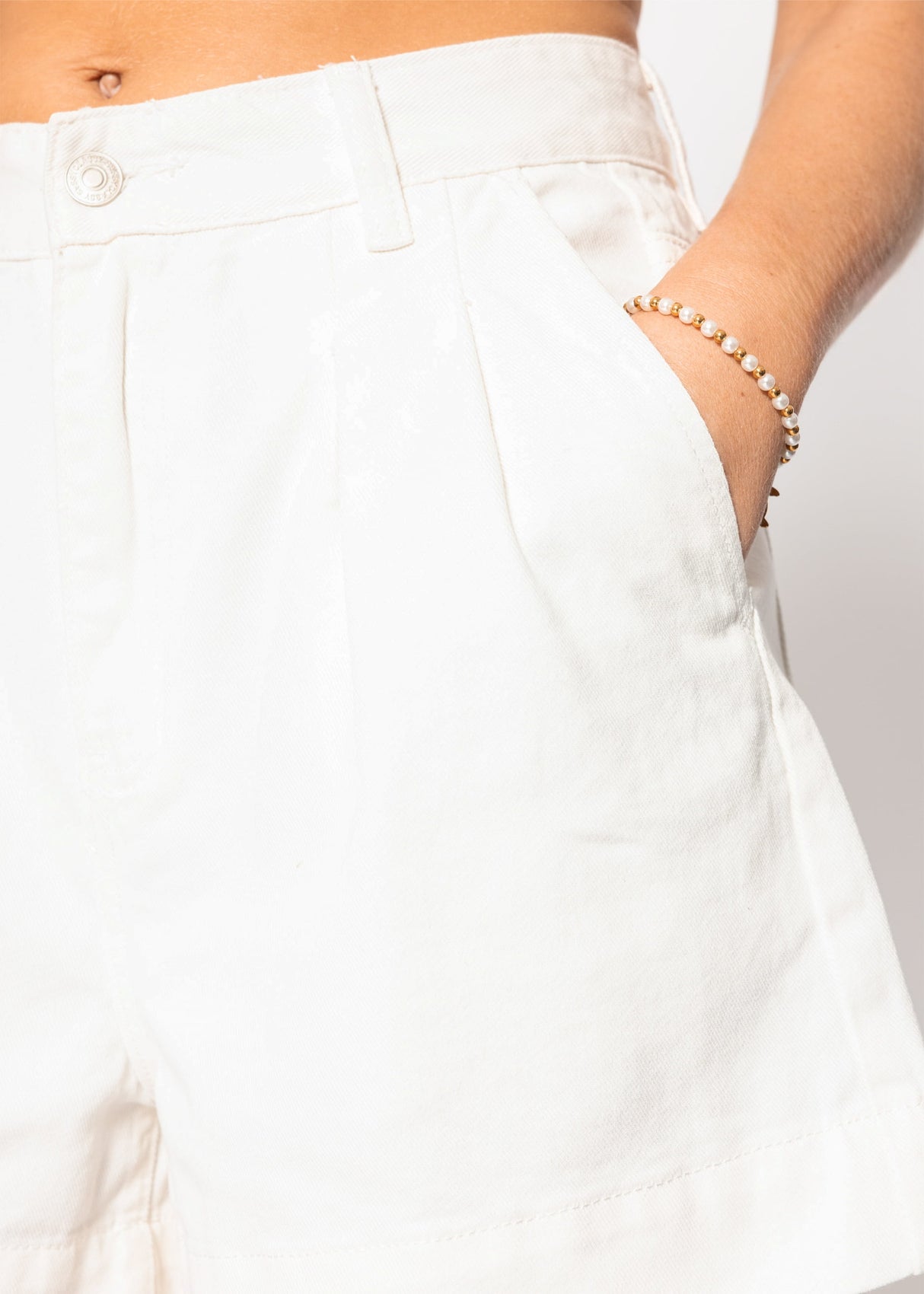 Wide High-Waist Denim Shorts - Off-white