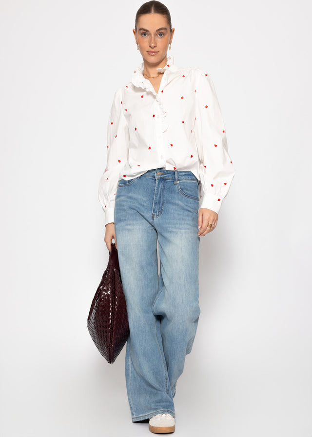 Bluse mit roter Herzstickerei - weiß