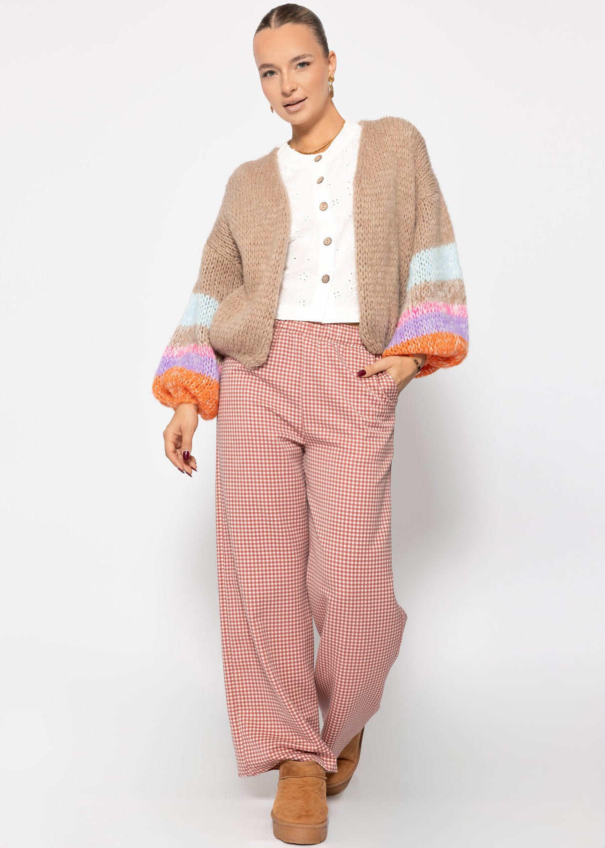 Cardigan mit bunten Statement-Ärmeln - beige