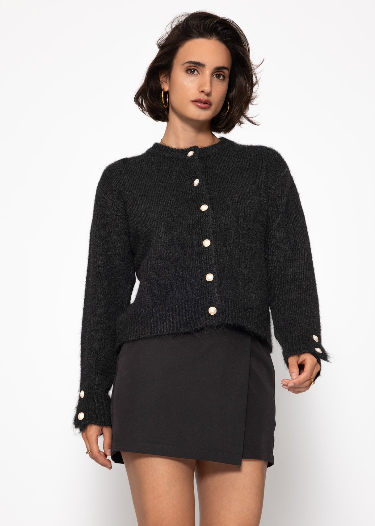 Cardigan with pearl buttons - black