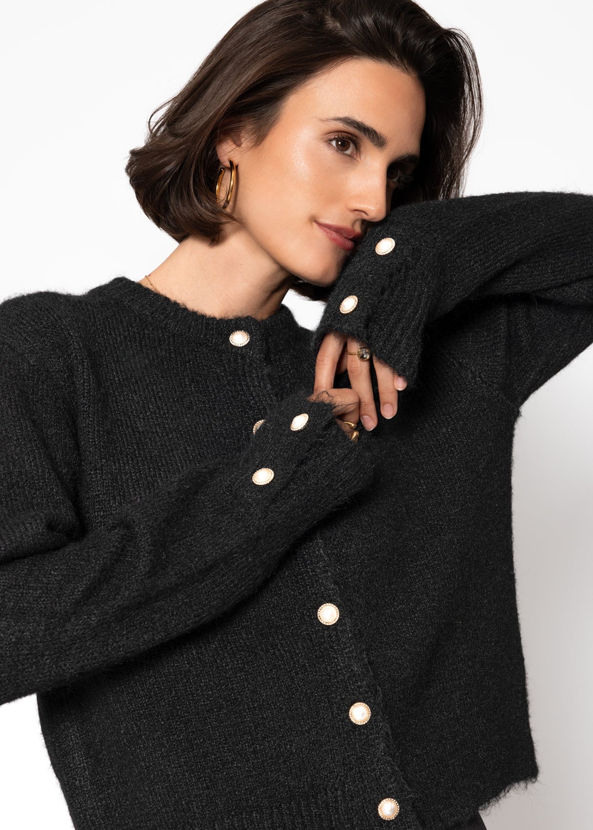 Cardigan with pearl buttons - black