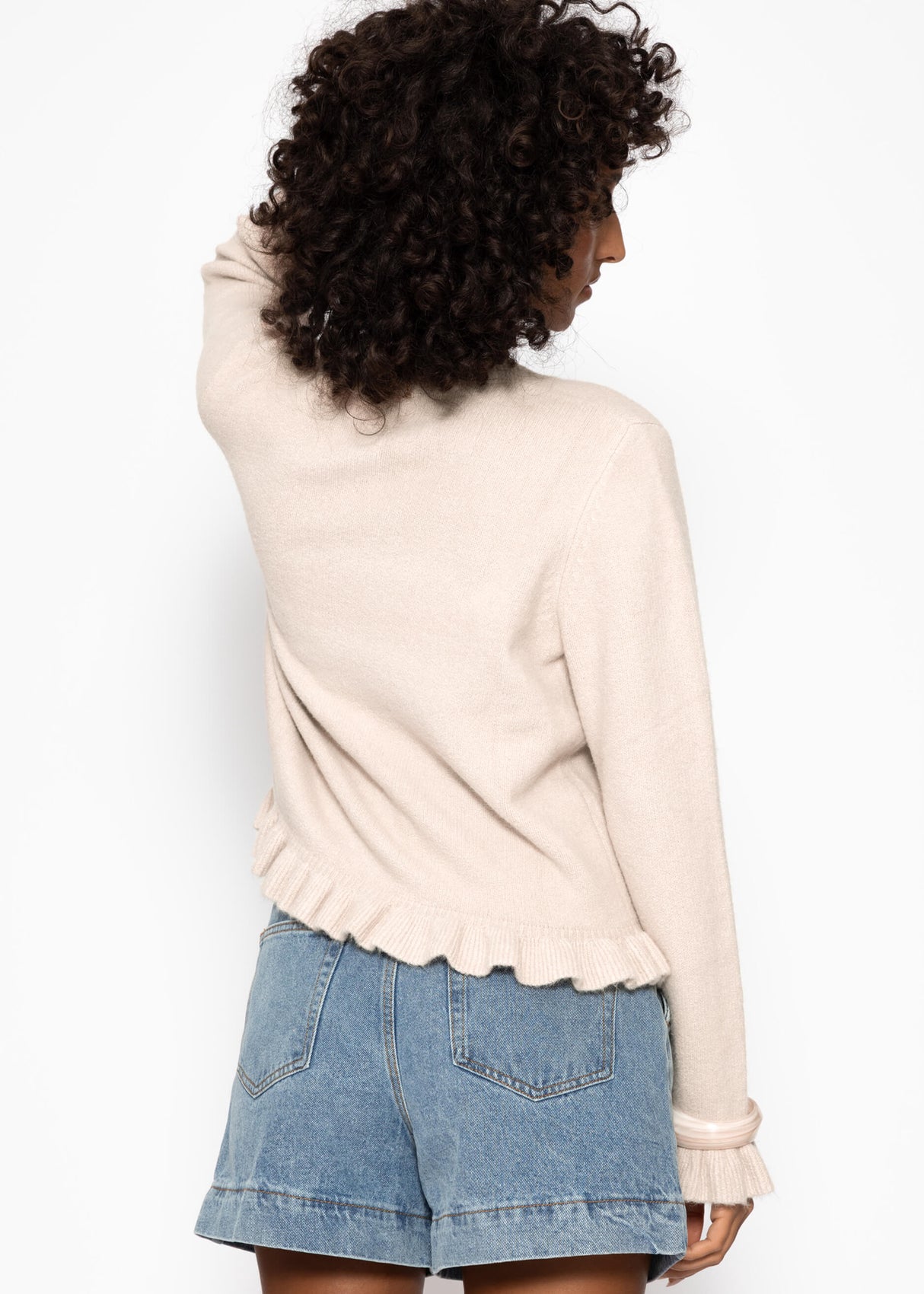 Cardigan with ruffles - beige