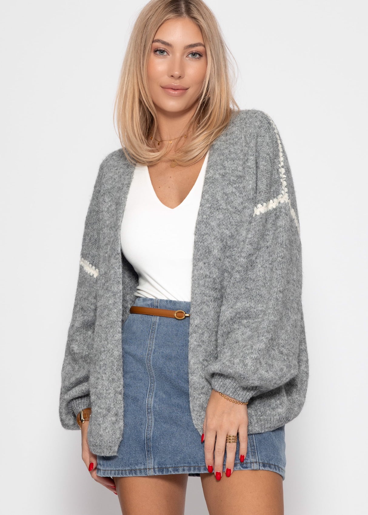 Cardigan mit Ziernähten - grau