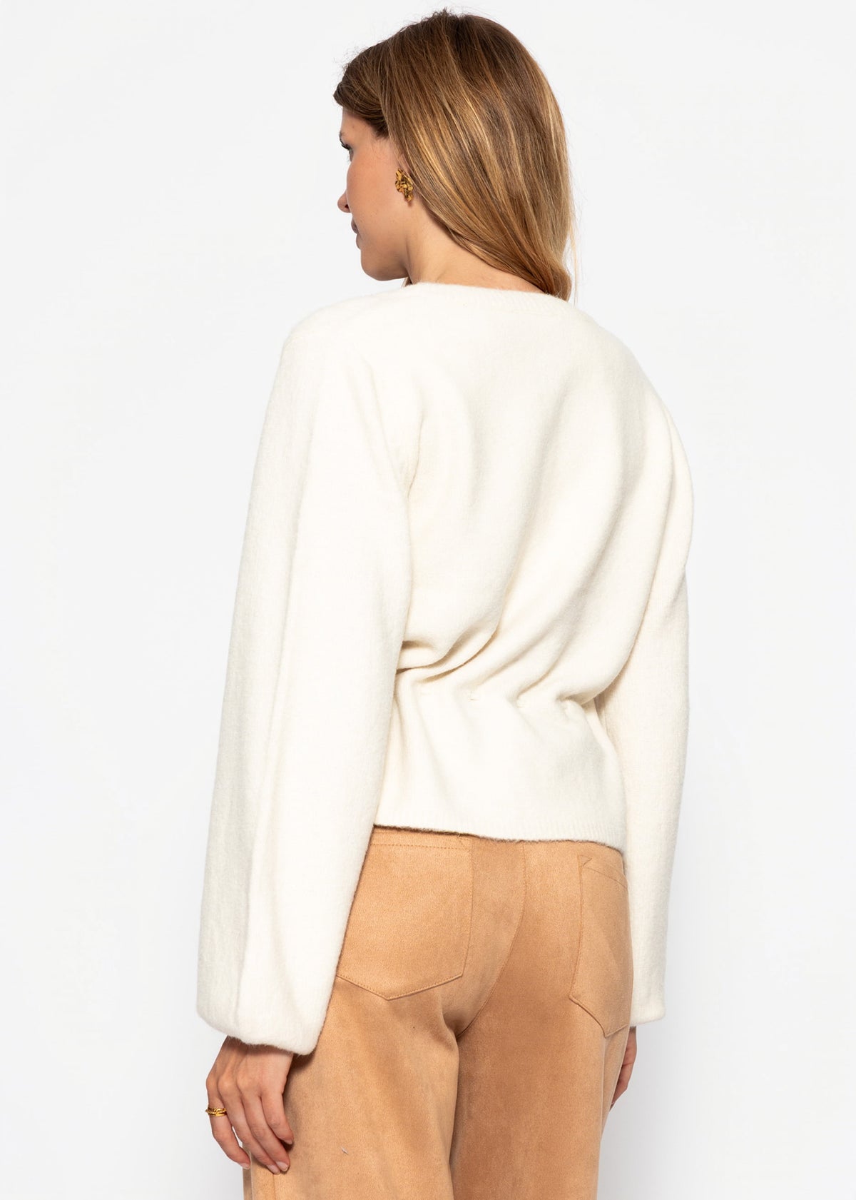 Strickjacke mit verstellbarem Kordelzug - offwhite