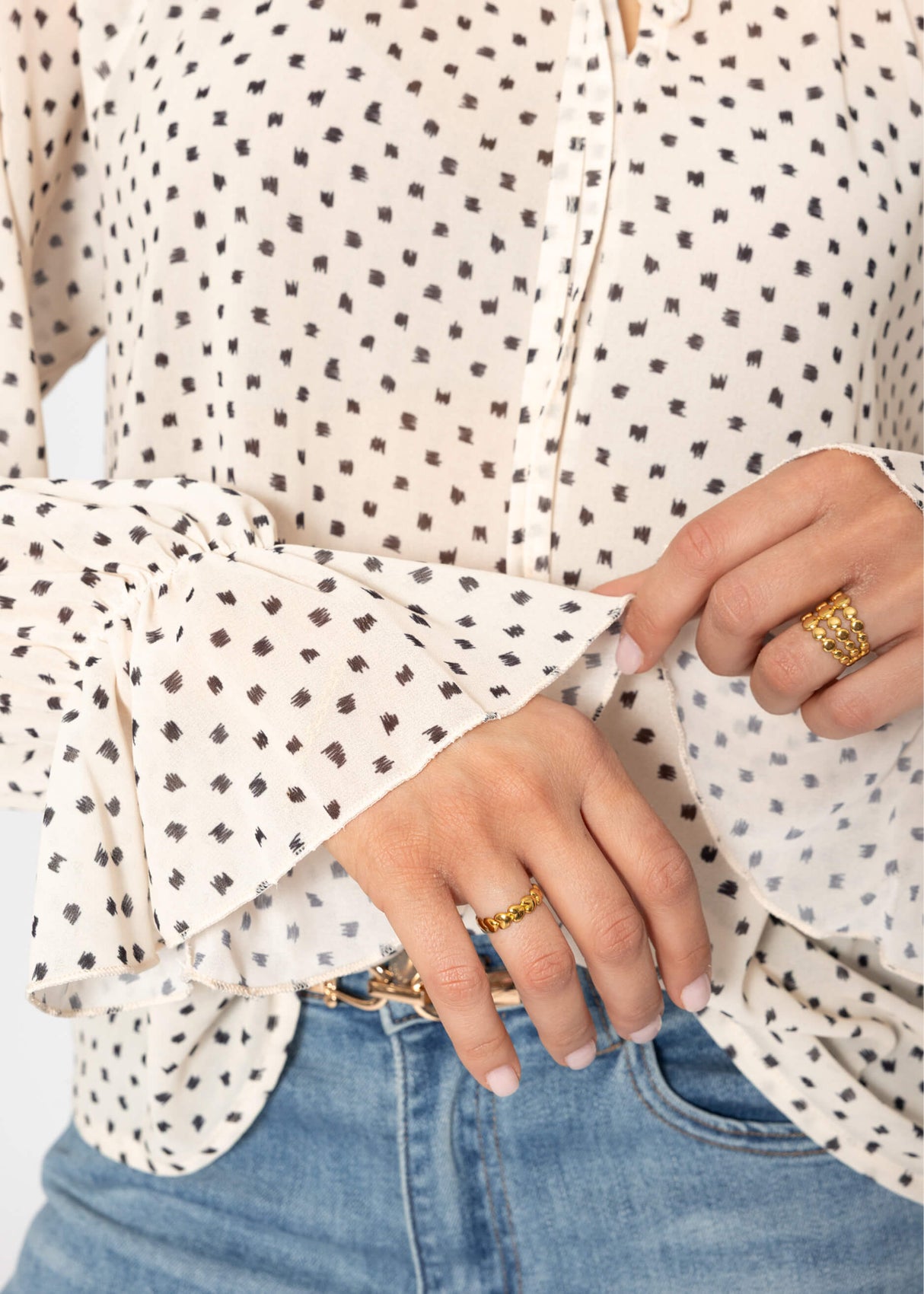 Chiffon blouse with print - beige