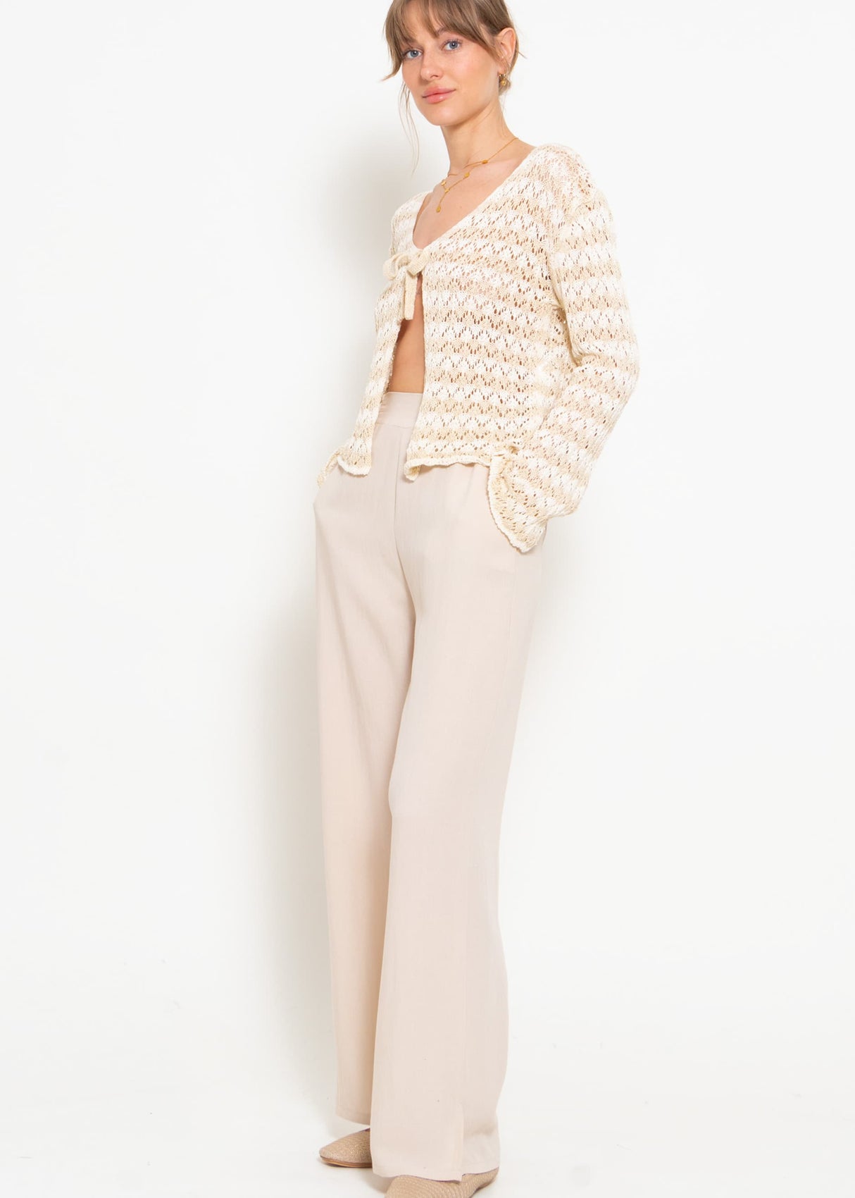 Crop cardigan in openwork knit with ties - beige-off-white