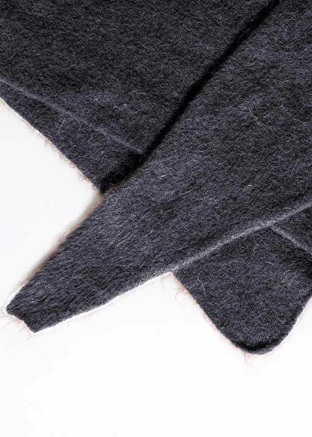 Triangular scarf - grey