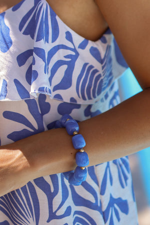 Elastisches Perlenarmband mit gold Akzenten - blau