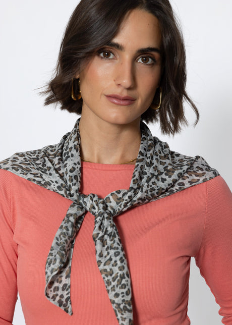 Feiner Dreieck Schal mit Leo Print - beige