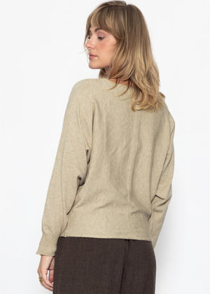Feinstrickpullover mit Fledermausärmel - beige