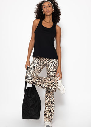 Flare Sportleggings mit Leo-Print - beige