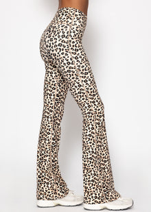 Flare Sportleggings mit Leo-Print - beige