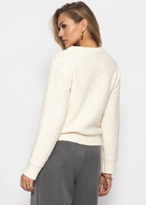 Flauschiger Strickpullover mit Zopfmuster - hellbeige