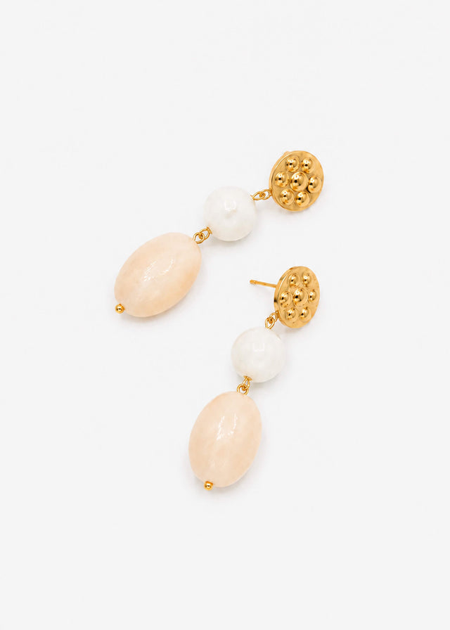 Hammered stud earrings with mother-of-pearl pendant - gold