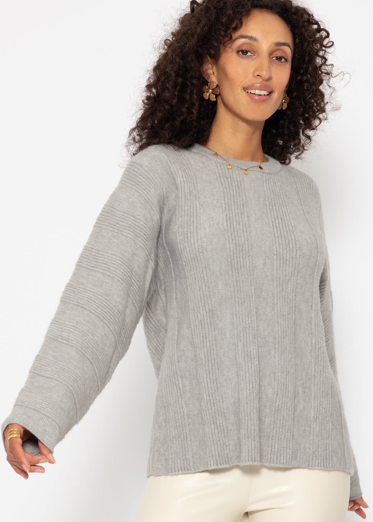 Sweater with ribbed stripe pattern - grey