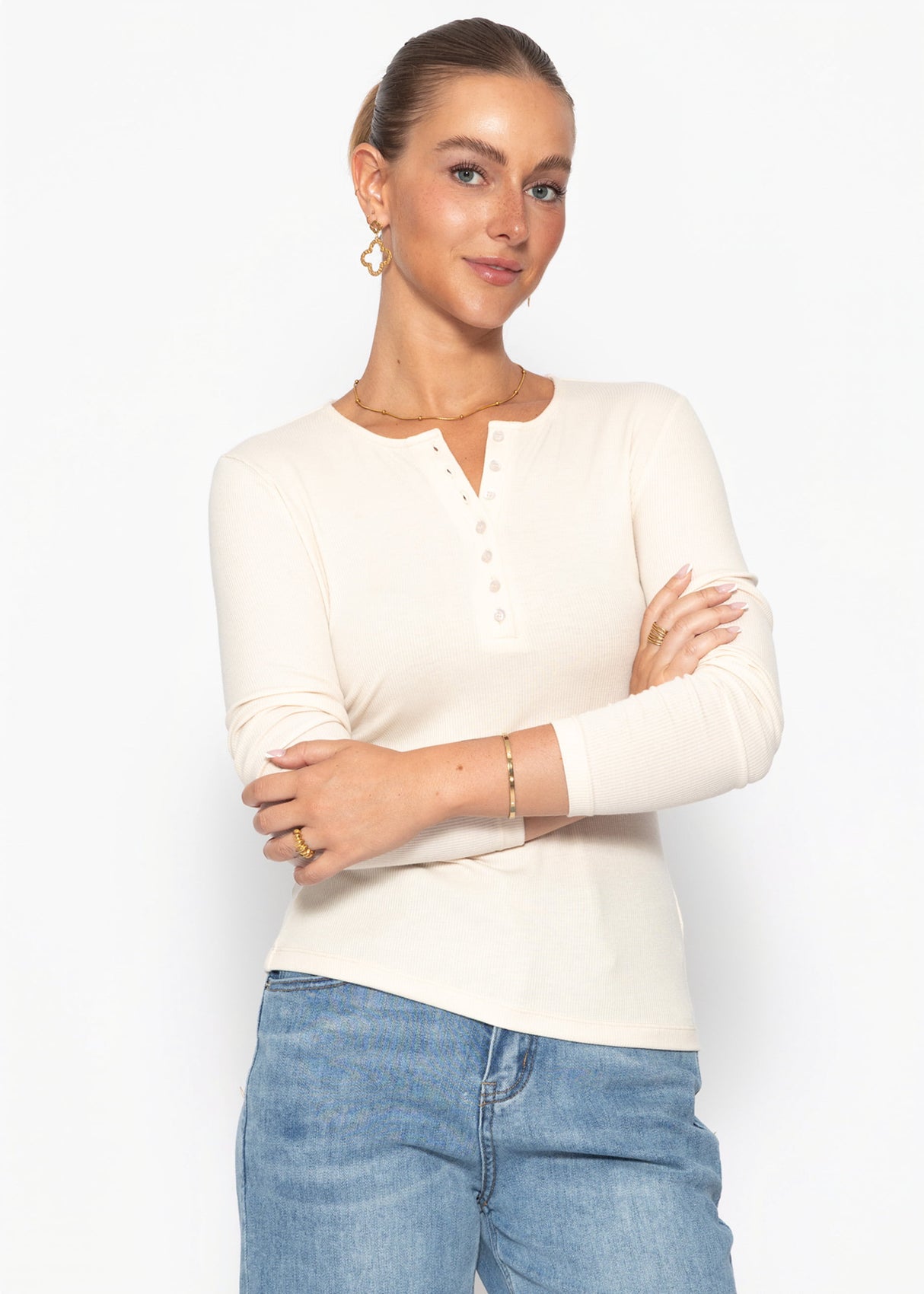 Geripptes Langarmshirt mit Knopfleiste - hellbeige