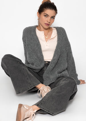 Geripptes Langarmshirt mit Knopfleiste - hellbeige