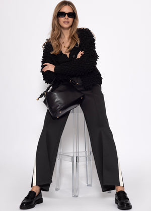 Geripptes Top mit V-Ausschnitt - schwarz