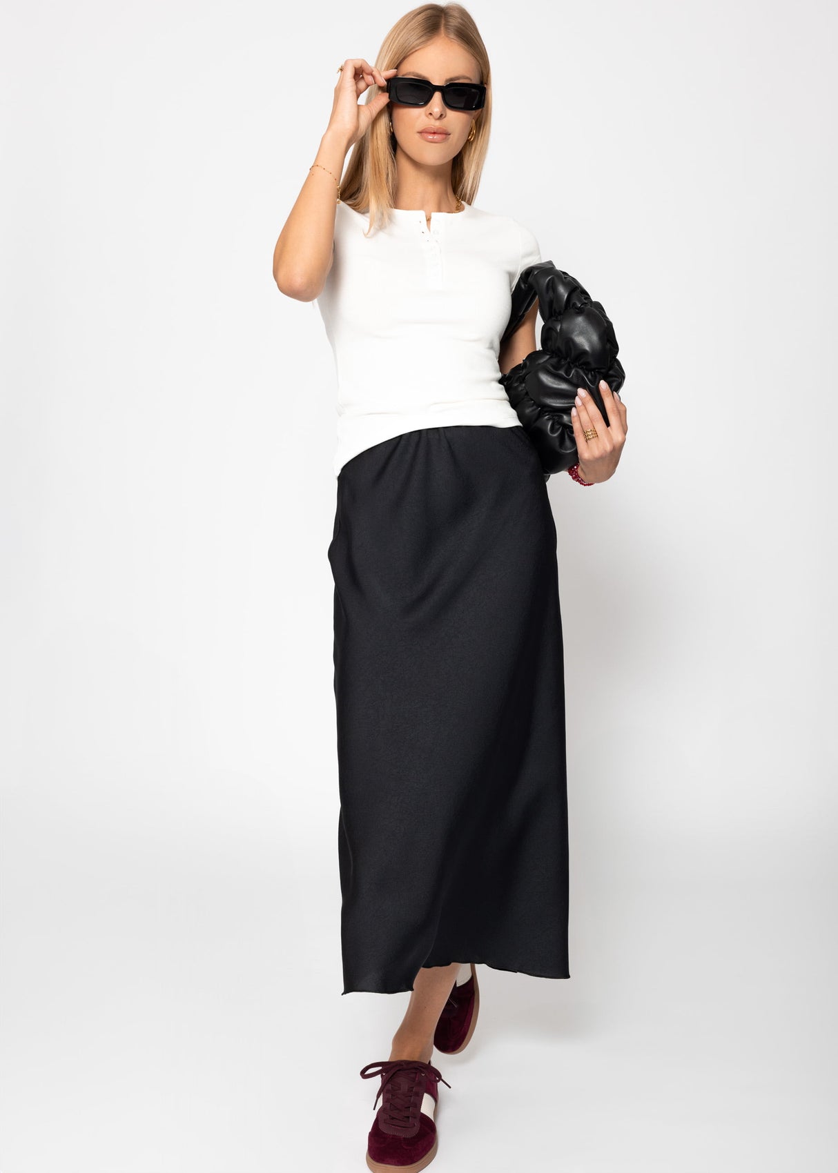 Geripptes T-Shirt mit Knopfleiste - offwhite