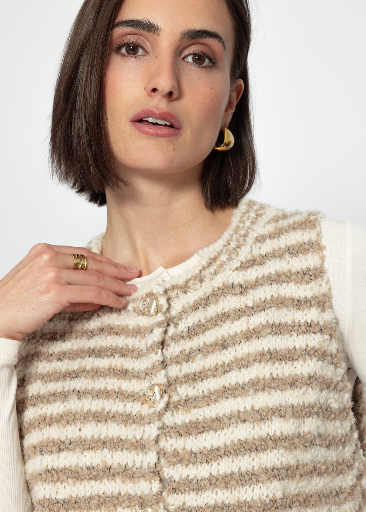 Striped bouclé vest with pockets - beige-off-white