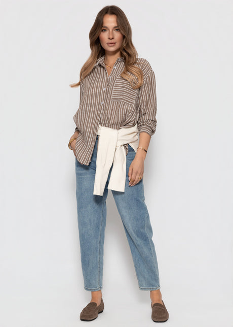 Gestreifte Hemdbluse mit Brusttasche - braun von SASSYCLASSY