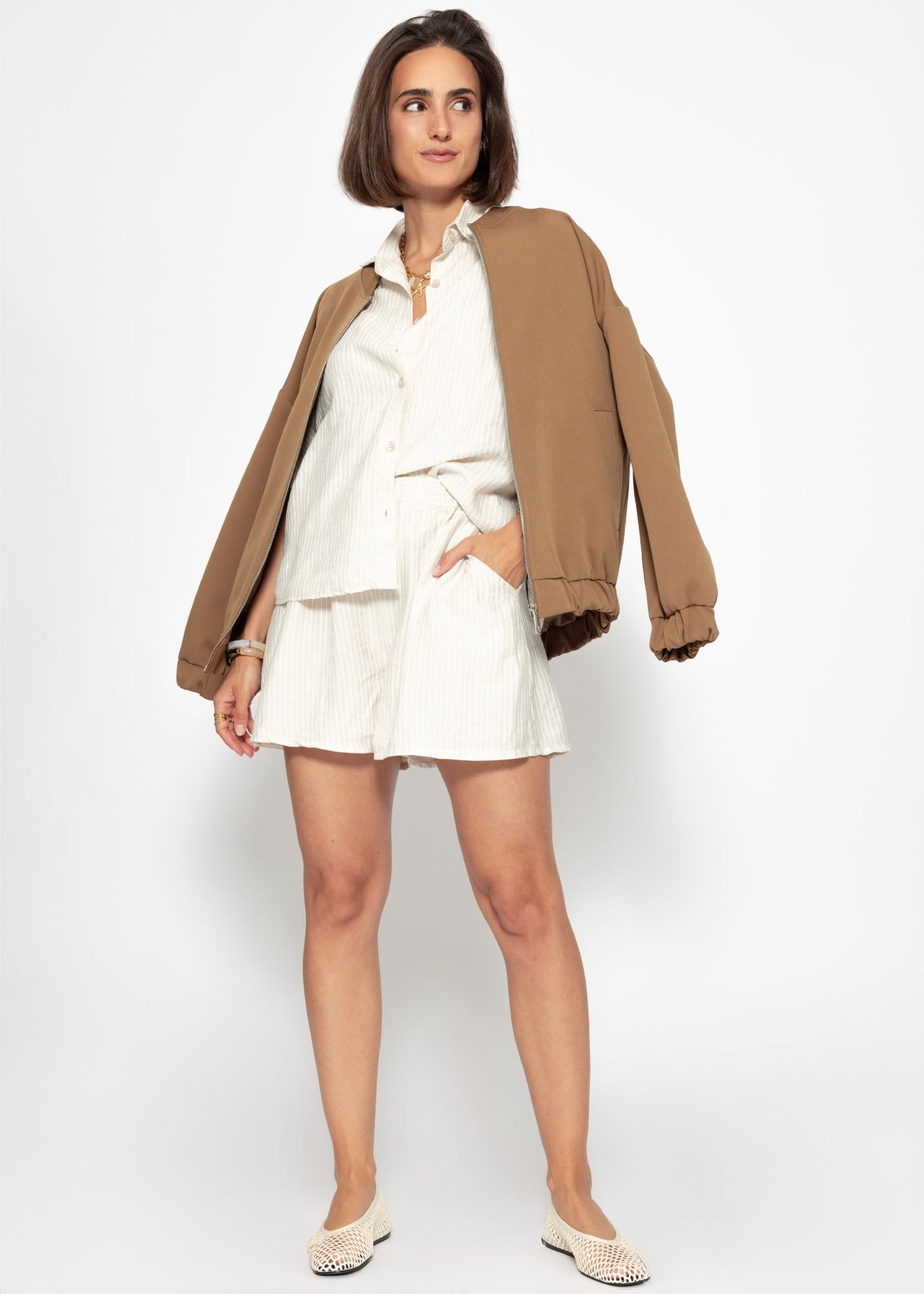 Gestreifte Shorts - hellbeige