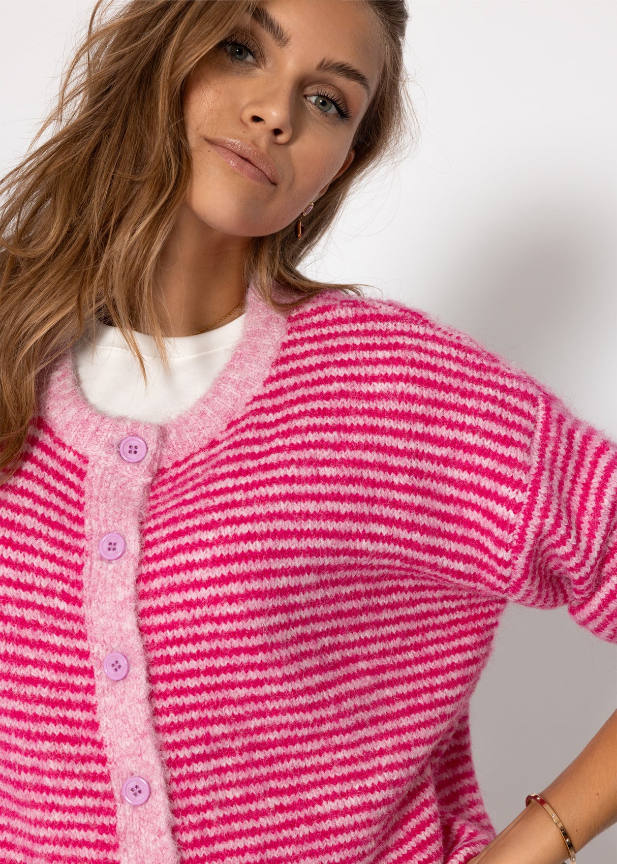 Gestreifter Cardigan - pink