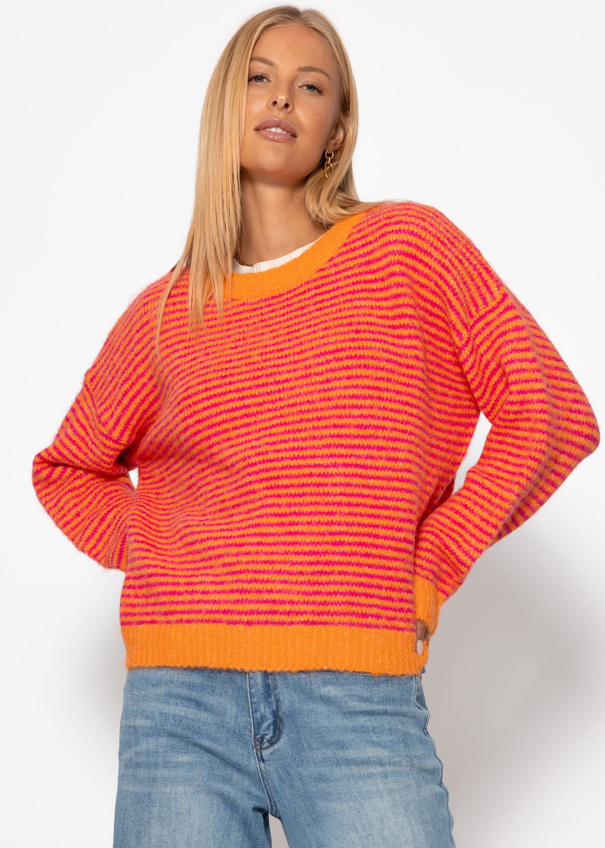 Striped sweater - orange