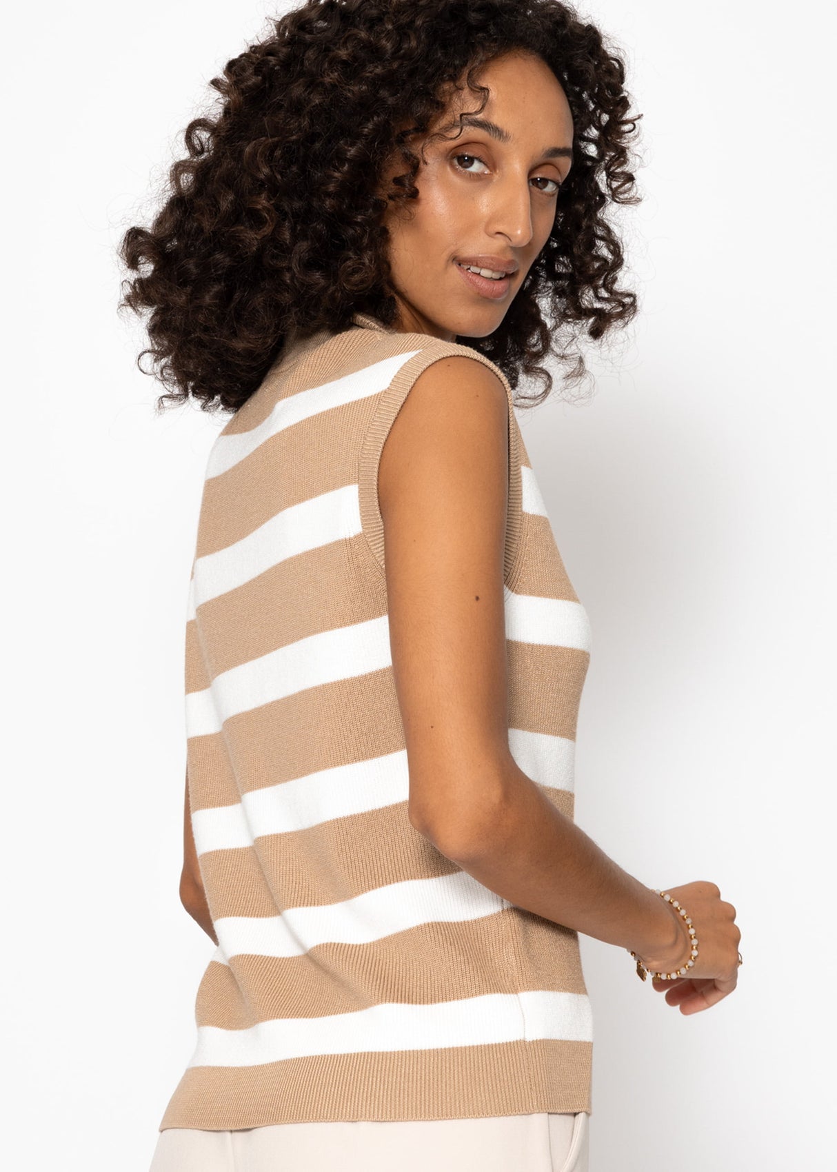 Gestreiftes Top mit Reißverschluss - beige