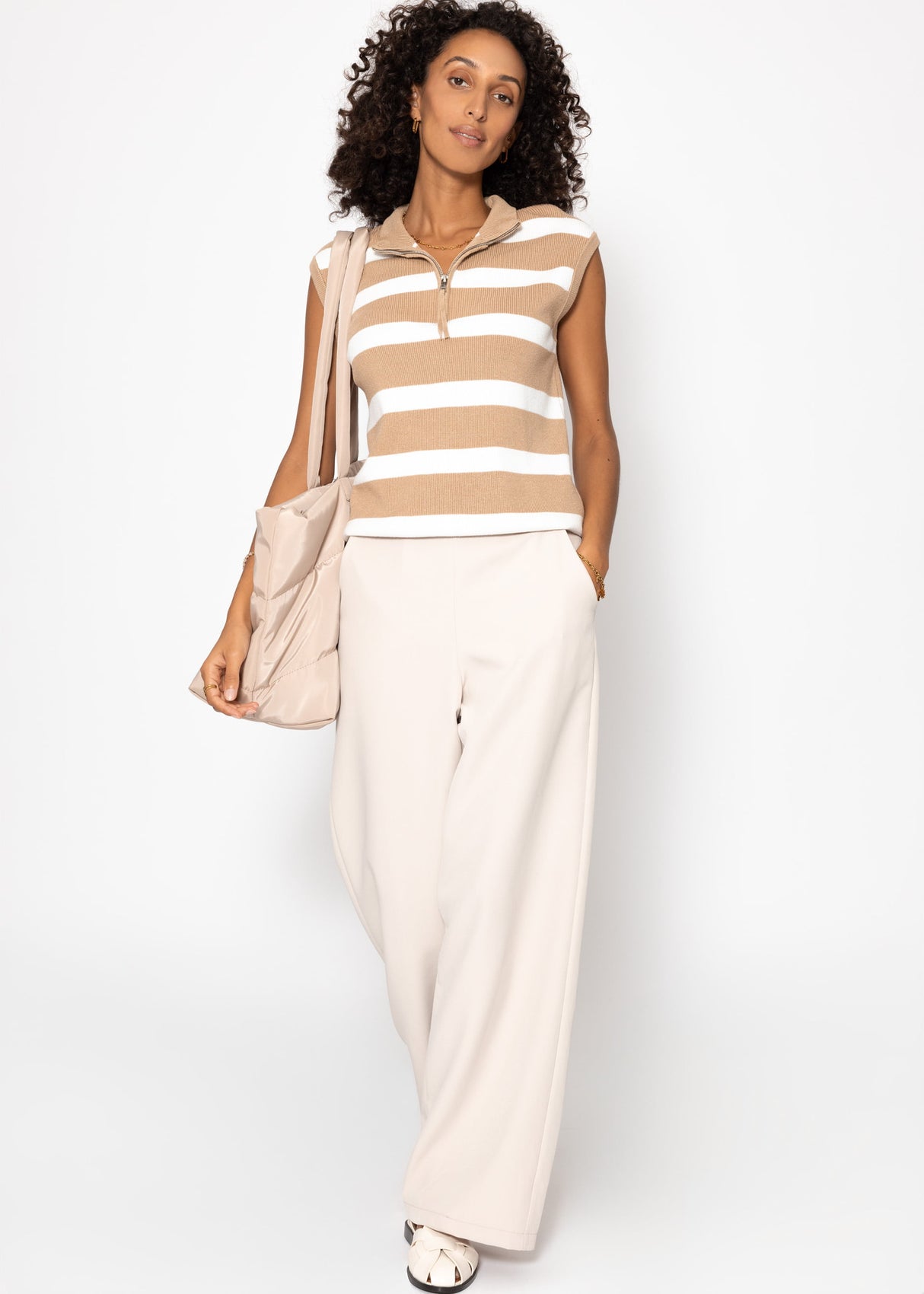 Gestreiftes Top mit Reißverschluss - beige