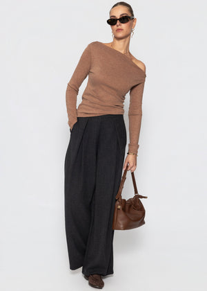 Glitzershirt mit asymmetrischem Ausschnitt - braun