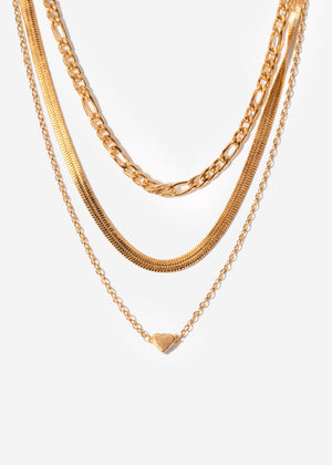 Three-piece necklace with heart pendants - gold