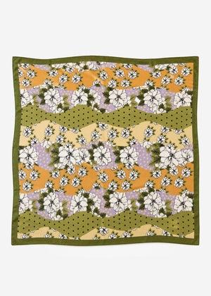 Halstuch mit floralem Patchwork-Design - khaki