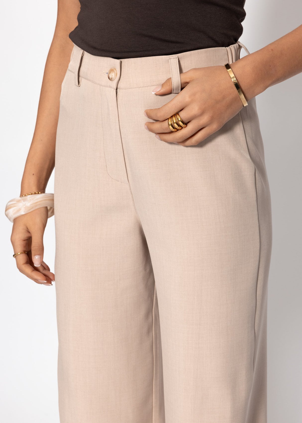 High-waisted trousers with straight leg - beige