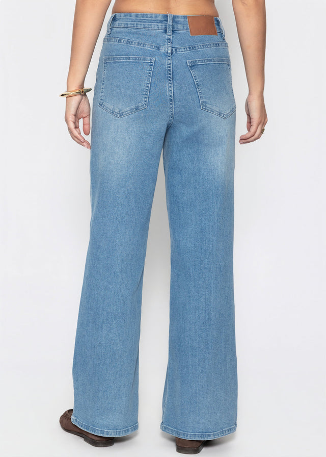 High Waist Jeans mit weitem Bein - hellblau