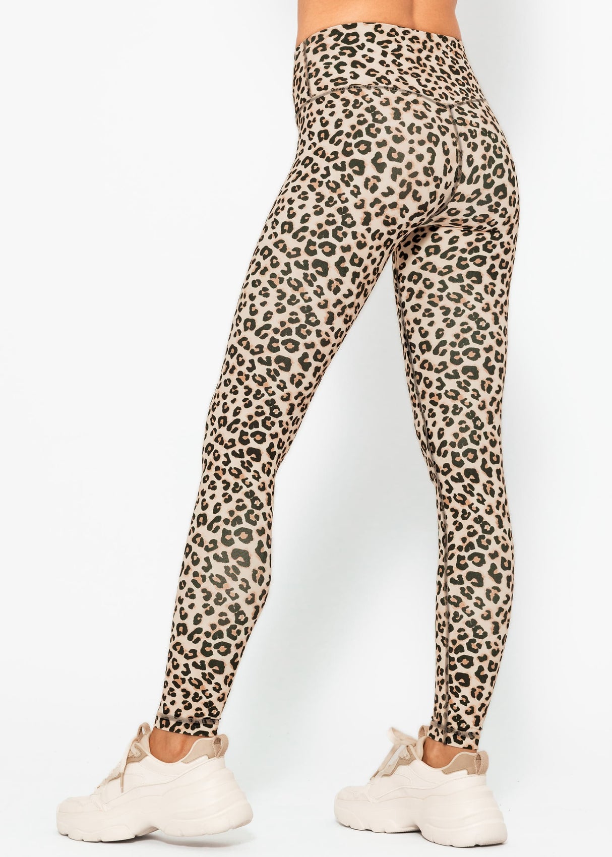 High-waisted sports leggings with leopard print - beige