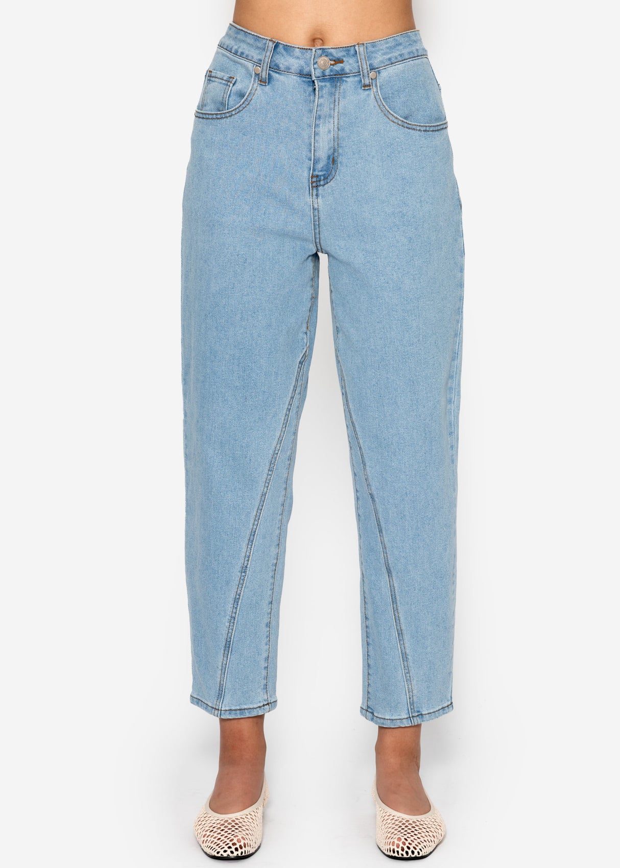 Highwaist Jeans mit Ziernaht - hellblau