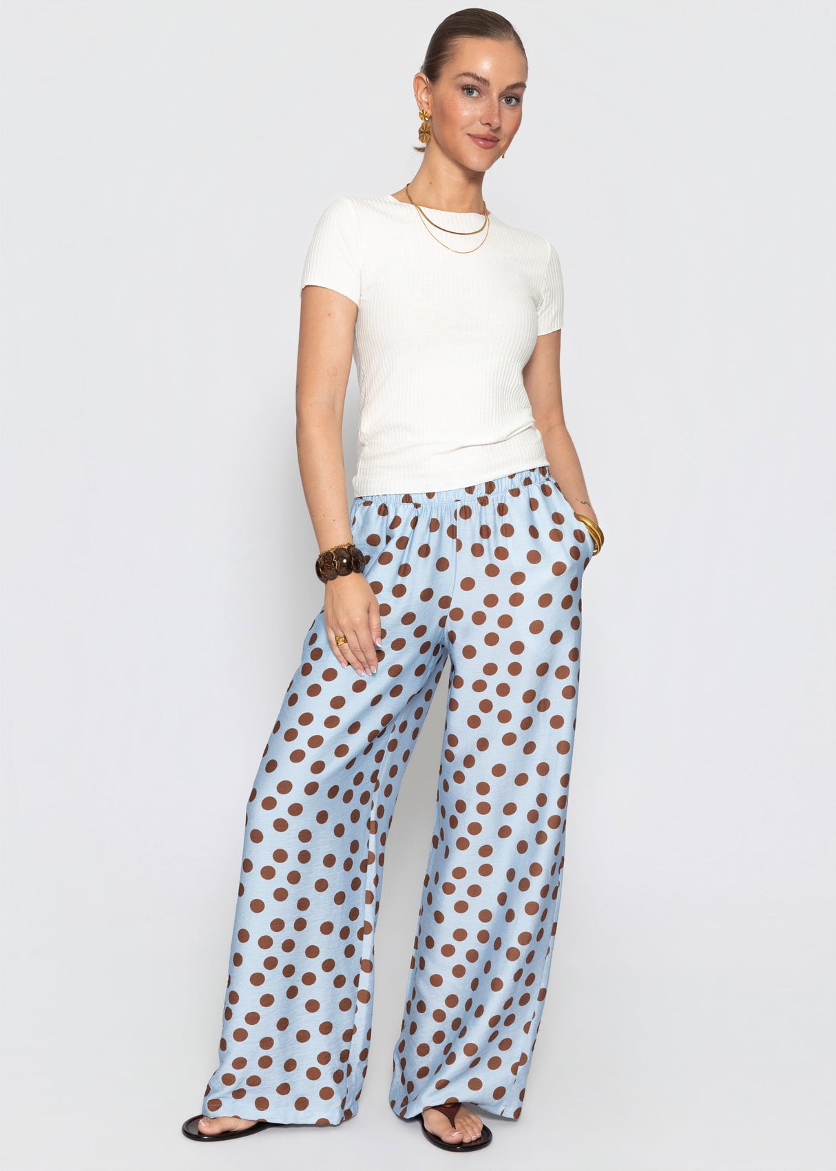 Hose mit Polka-Dots - hellblau