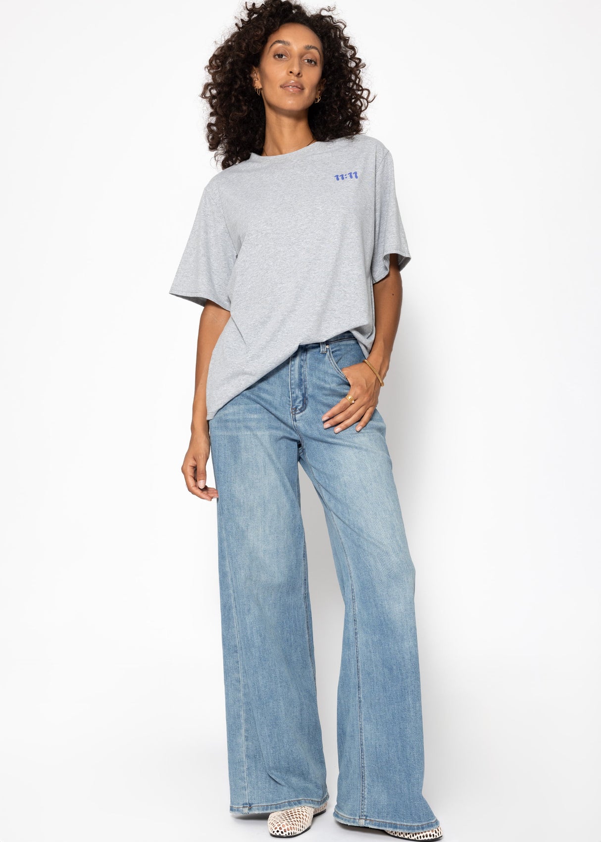 Jeans mit weitem Bein - blau