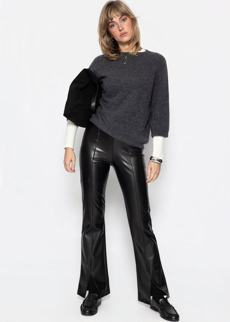 Kunstleder Thermo Leggings mit Teilungsnähten und Saumschlitz - schwarz