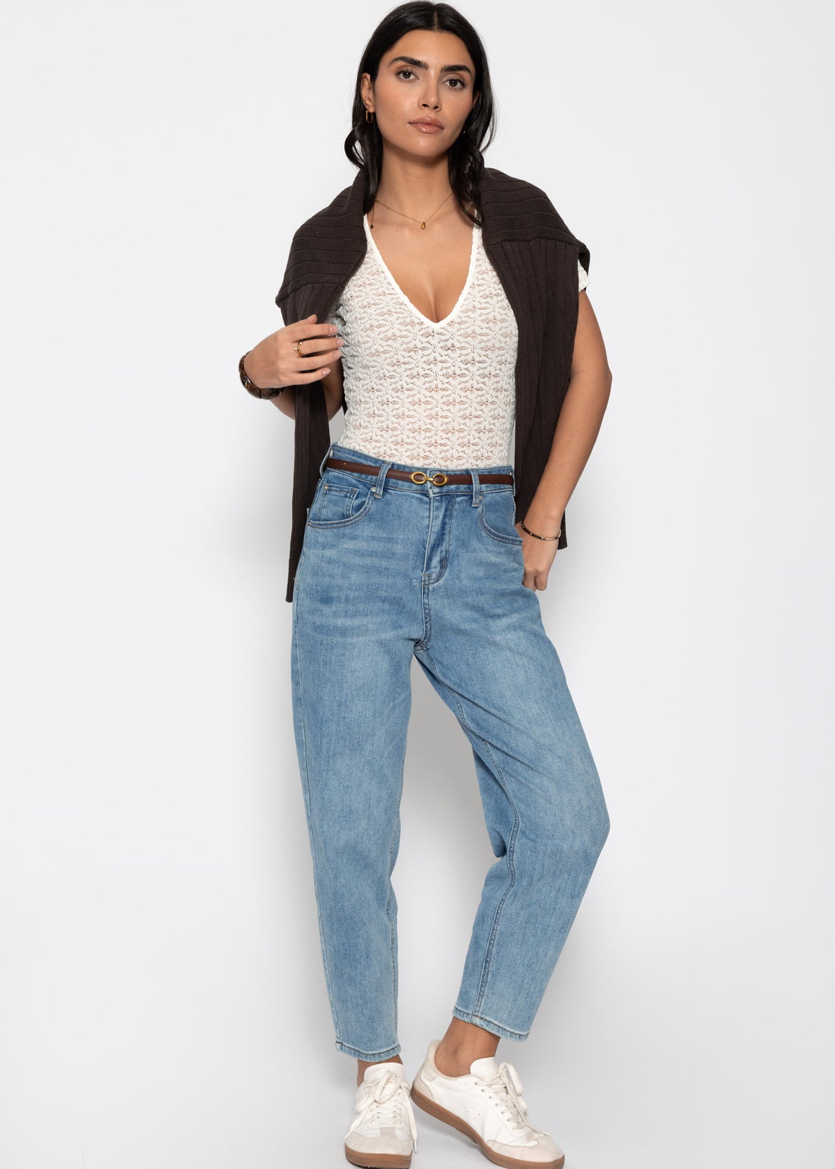 Short-sleeved bodysuit in floral lace - off-white