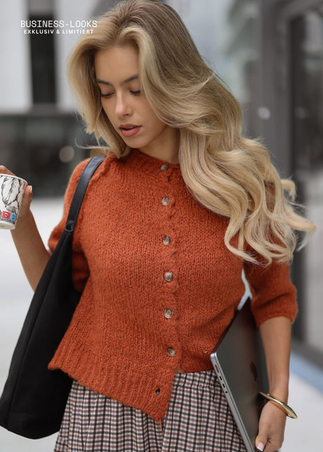 Kurzarm Cardigan mit Außennähten - rostrot