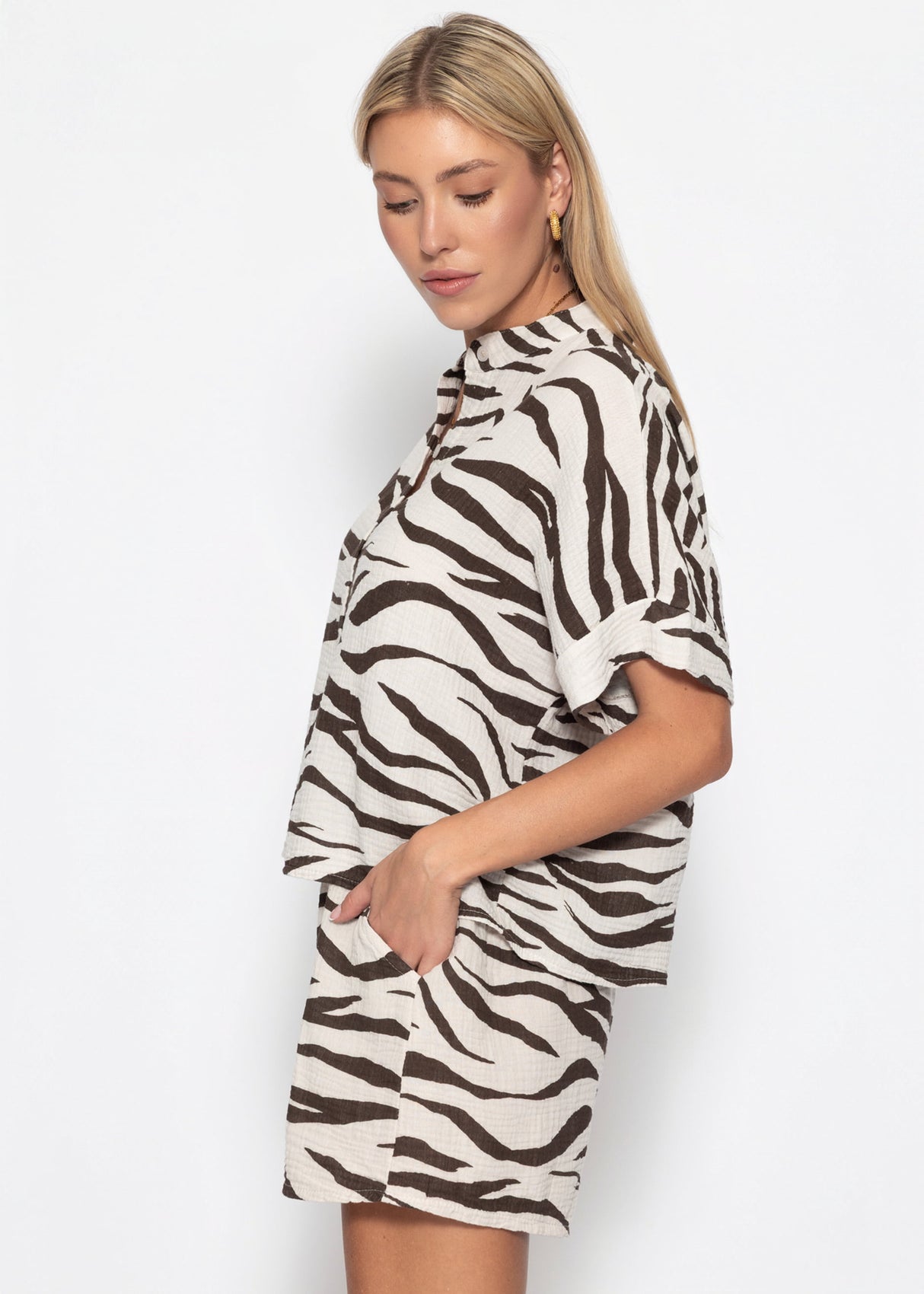sassyclassy Kurzarm-Musselinbluse mit Zebra-Muster - beige-braun