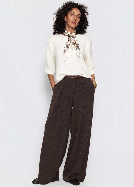 Short-sleeved jumper with textured pattern - off-white