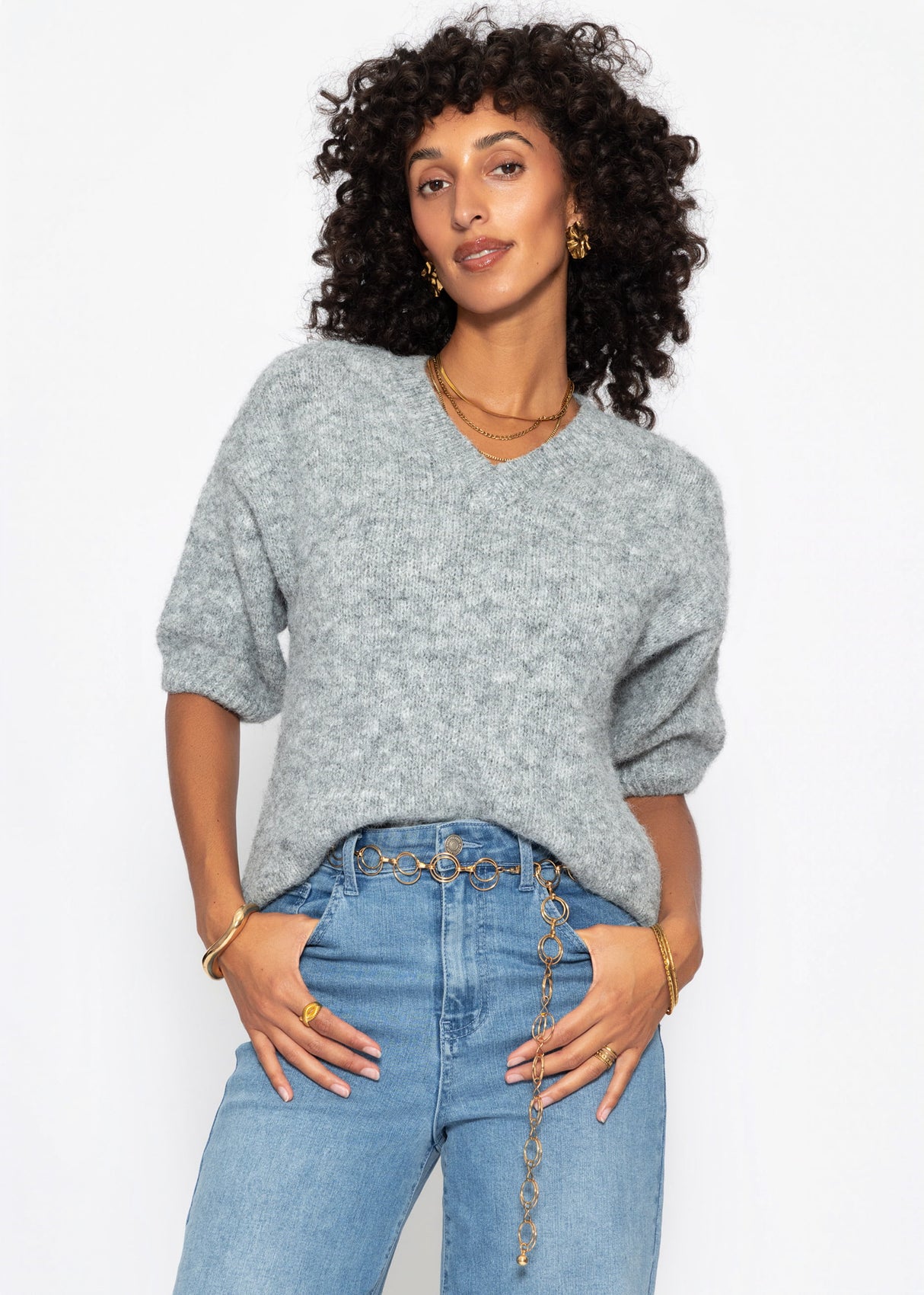 Kurzarm-Strickpullover mit V-Ausschnitt - hellgrau