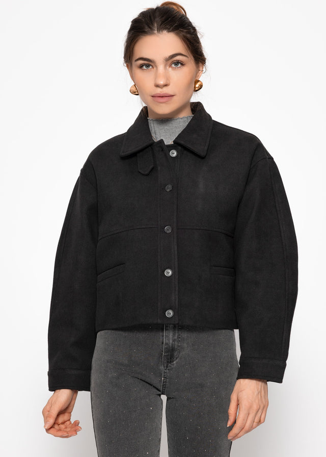 Kurze Jacke mit Innenfutter - schwarz