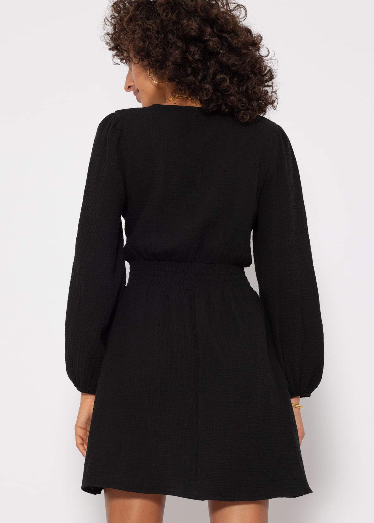 Muslin dress with V-neck - black