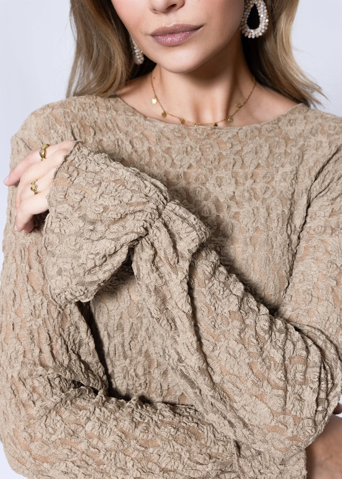 Langarm Spitzenshirt mit Volantärmeln - taupe